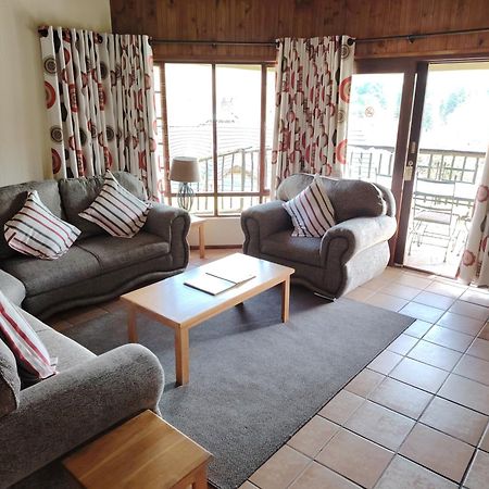 Gooderson Leisure Fairways Self Catering And Timeshare Gold Crown Resort Drakensberg Garden Exterior photo