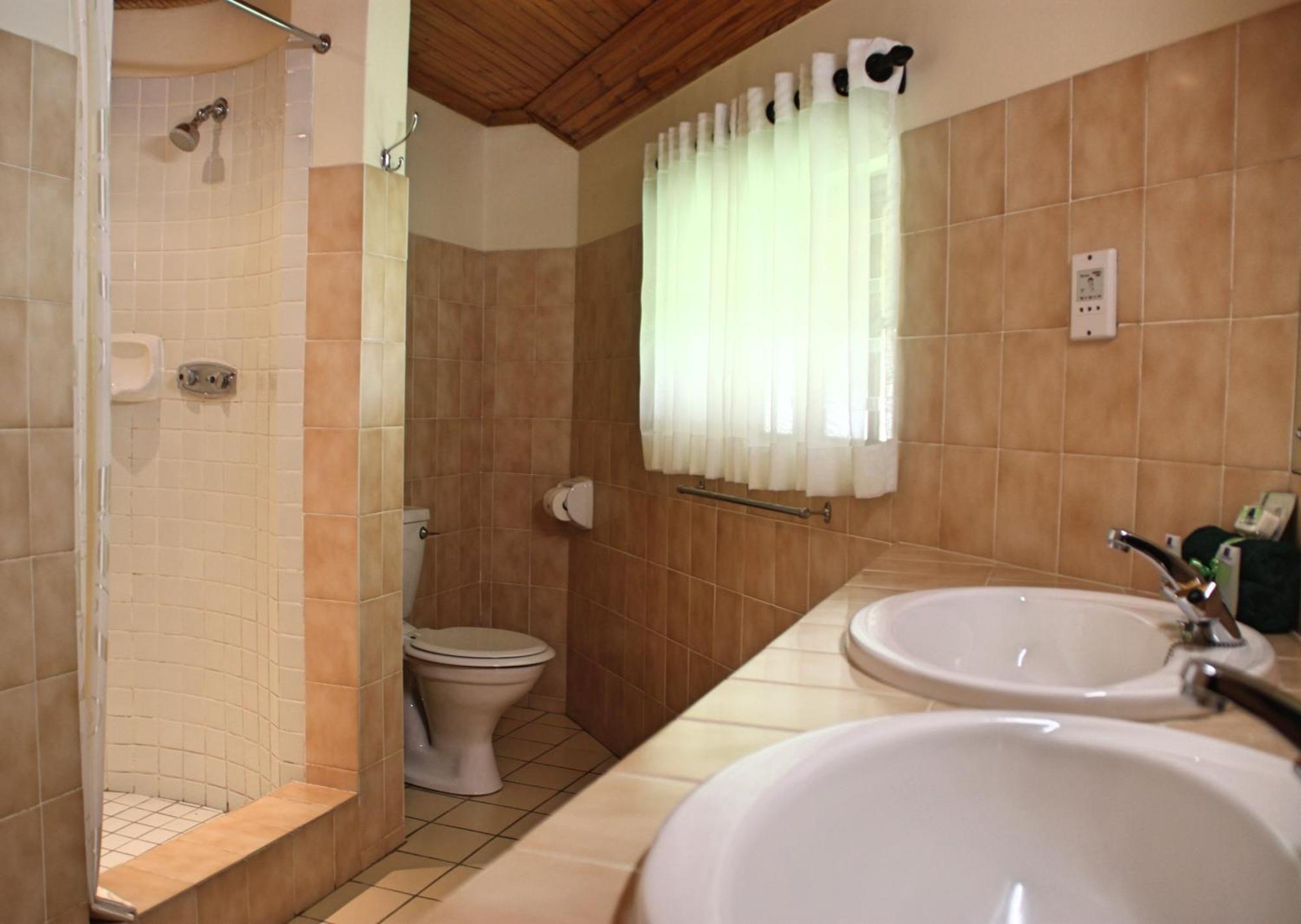 Gooderson Leisure Fairways Self Catering And Timeshare Gold Crown Resort Drakensberg Garden Room photo