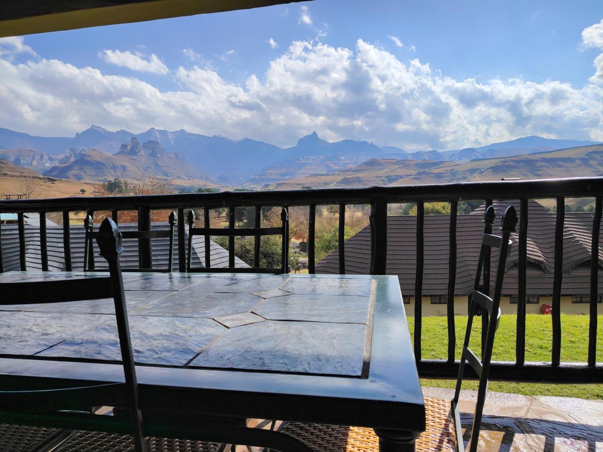 Gooderson Leisure Fairways Self Catering And Timeshare Gold Crown Resort Drakensberg Garden Exterior photo