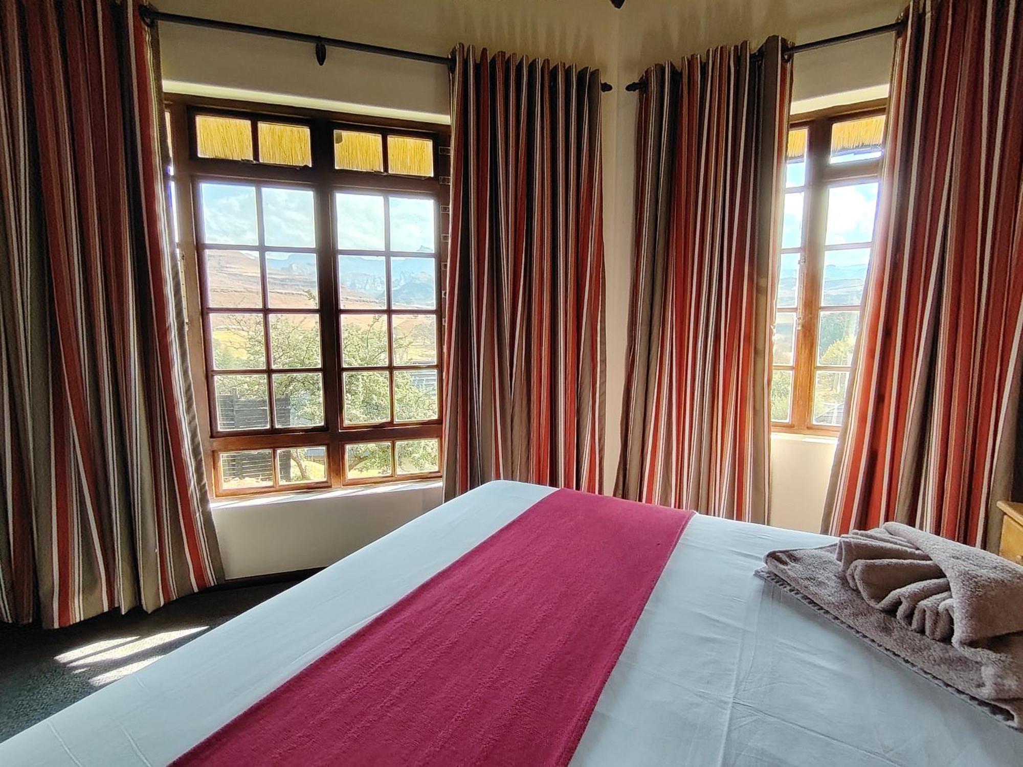 Gooderson Leisure Fairways Self Catering And Timeshare Gold Crown Resort Drakensberg Garden Exterior photo