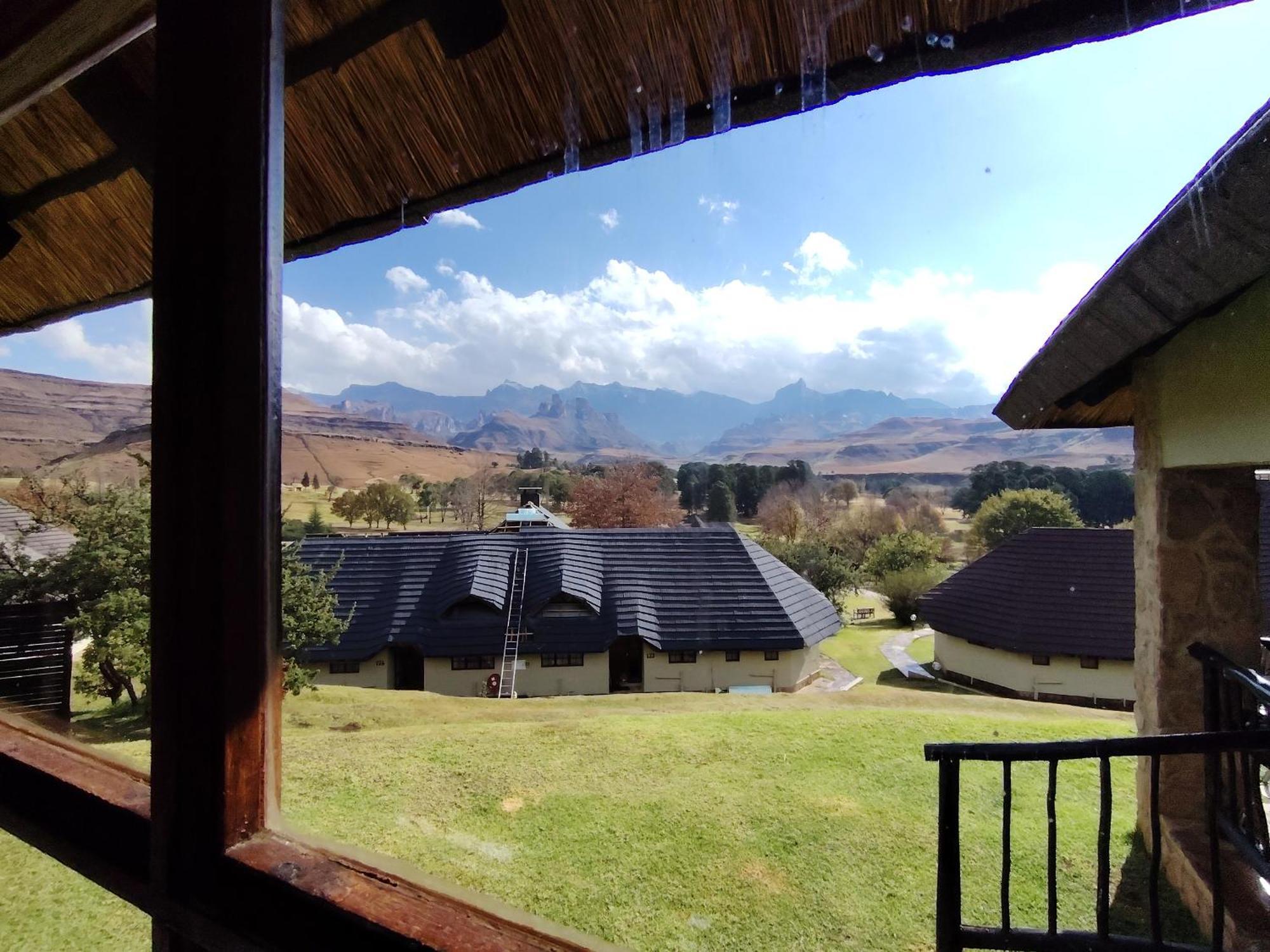 Gooderson Leisure Fairways Self Catering And Timeshare Gold Crown Resort Drakensberg Garden Exterior photo