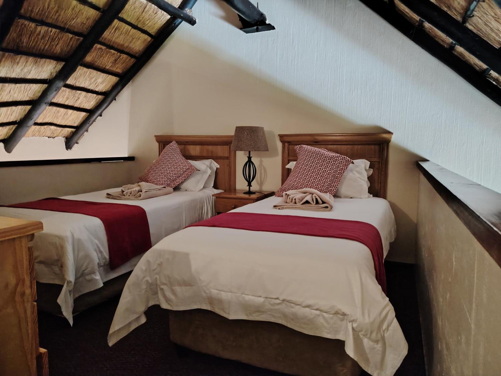 Gooderson Leisure Fairways Self Catering And Timeshare Gold Crown Resort Drakensberg Garden Exterior photo