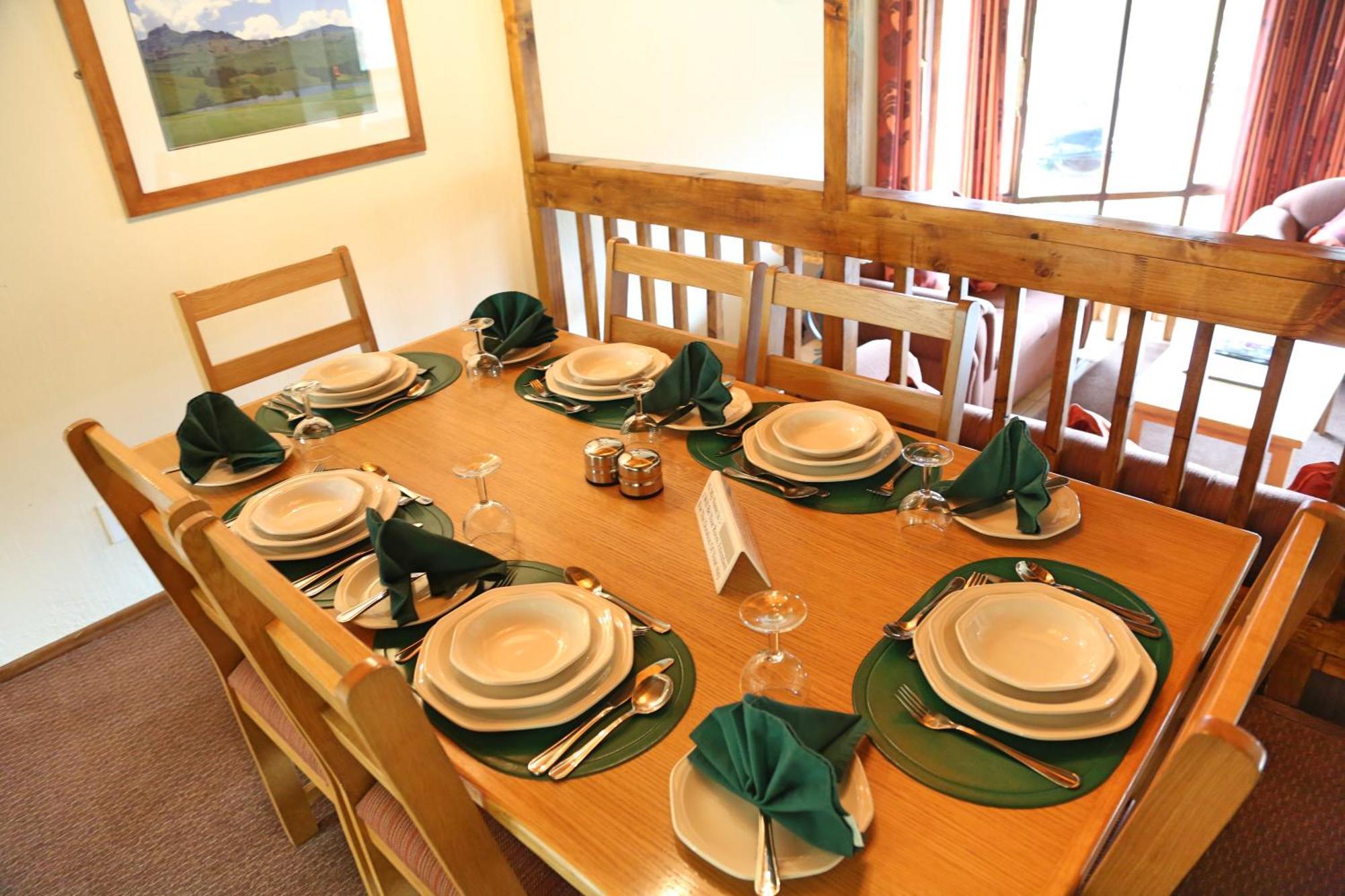 Gooderson Leisure Fairways Self Catering And Timeshare Gold Crown Resort Drakensberg Garden Exterior photo
