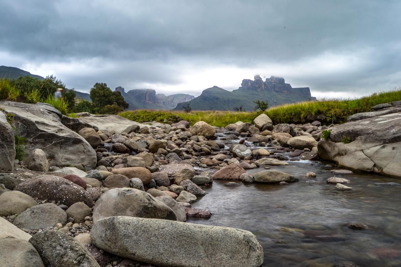Gooderson Leisure Fairways Self Catering And Timeshare Gold Crown Resort Drakensberg Garden Exterior photo