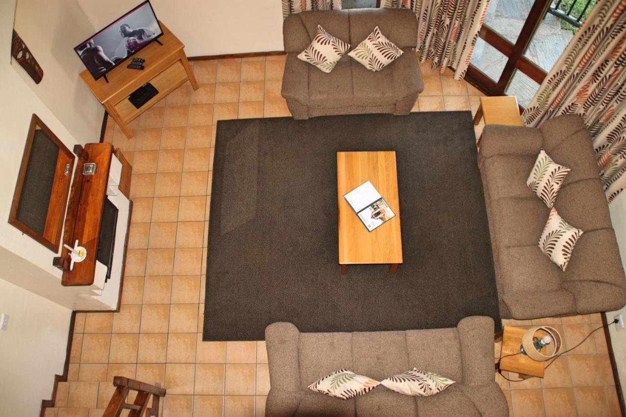 Gooderson Leisure Fairways Self Catering And Timeshare Gold Crown Resort Drakensberg Garden Room photo